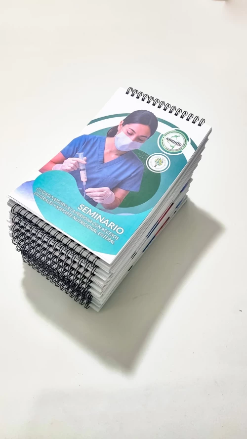 Libretas pasta blanda anillada para empresa dedicada al área de salud